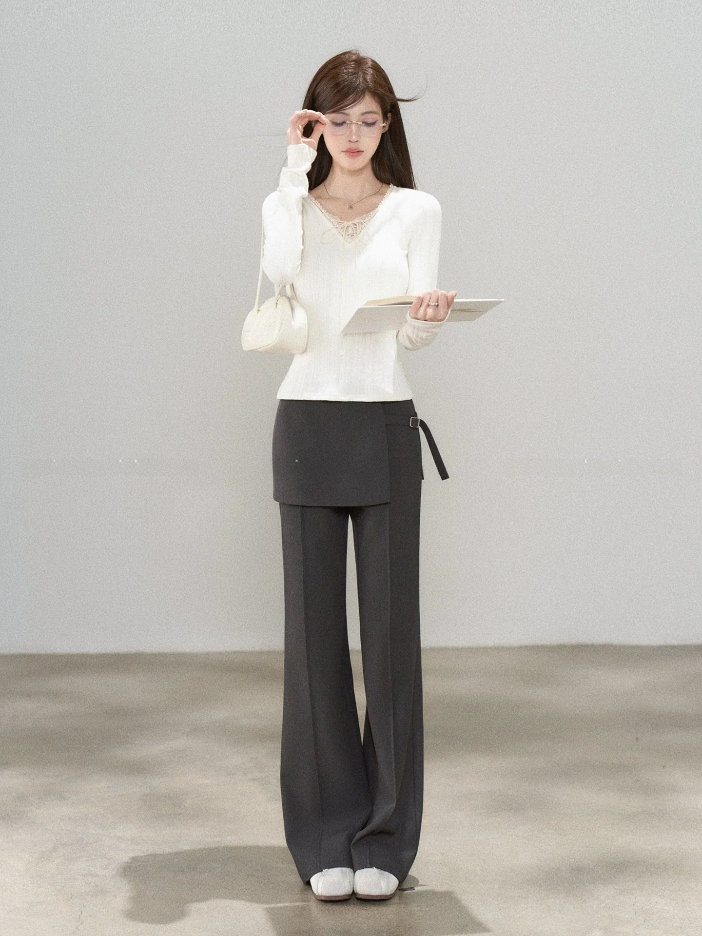 

Весенний вязаный комплект: женский костюм с V-образным вырезом, широкими брюками на завязках и высокой талией, повседневный, элегантный, для работы