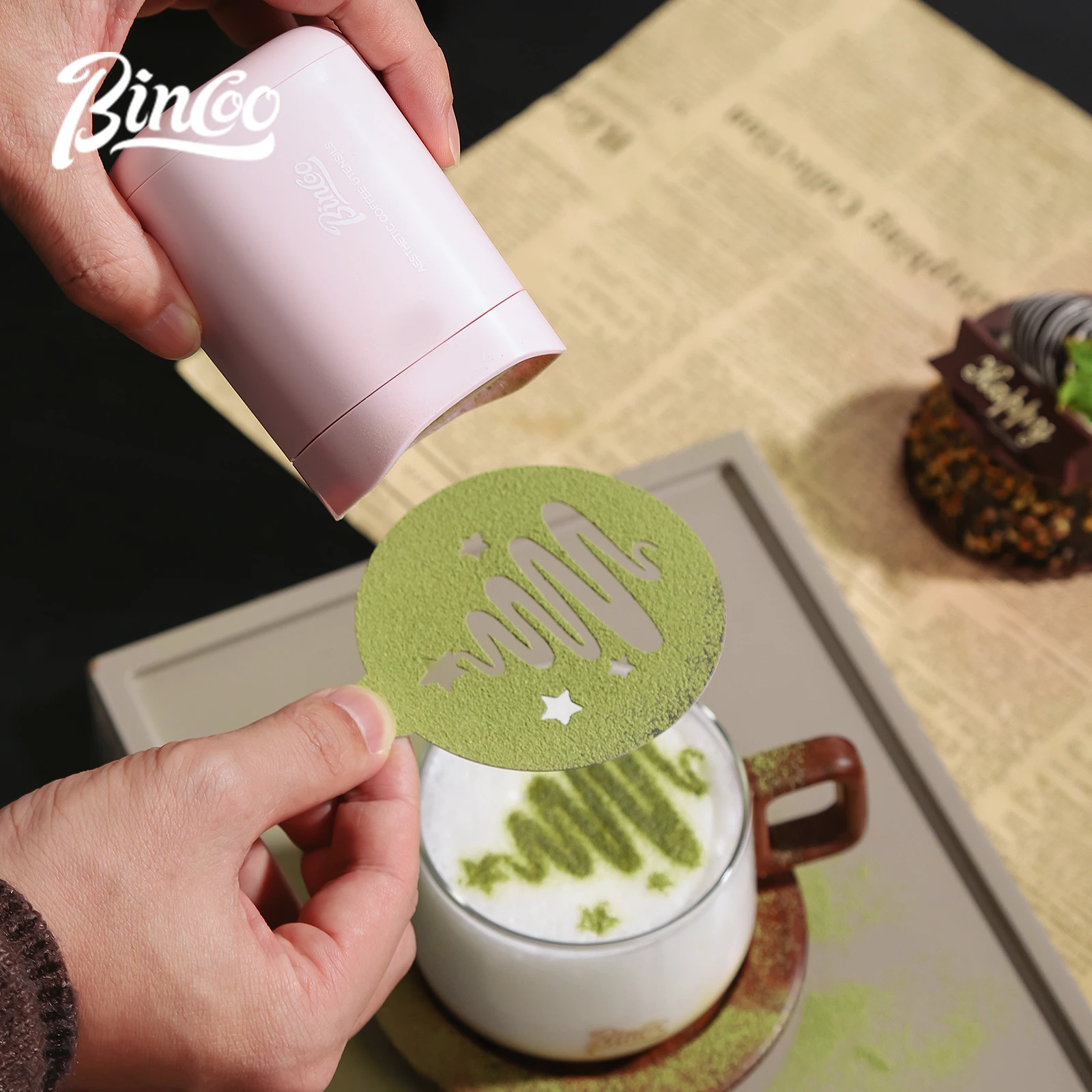 Bincoo Coffee Duster Powder Shaker for Cocoa Matcha Cinnamon Sugar Fine Mesh Sprinkle Can for Latte Art Stencil Template Barista