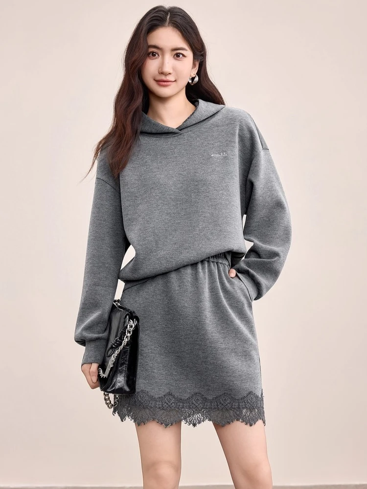SENTUBILA jupe ensembles à capuche lettre brodée coupe ample sweat a-ligne jupe courte 2025 automne femme deux pièces ensemble 153ZH2419