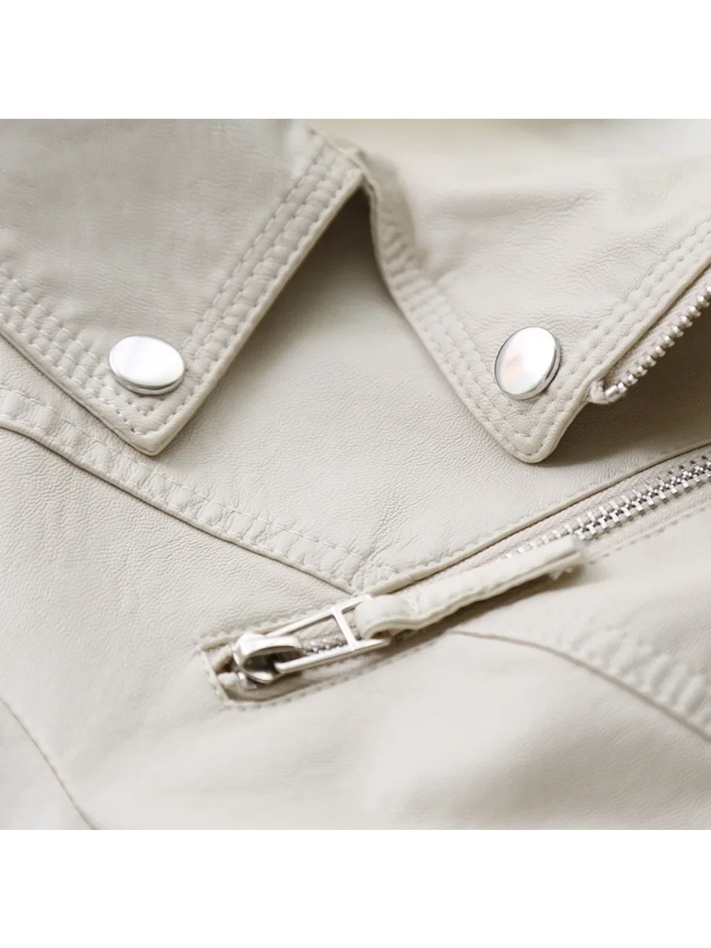 女性秋 Pu フェイクソフトレザーオートバイジッパージャケットコート女性ターンダウン襟スリムバイカーコートベーシックストリートウェア