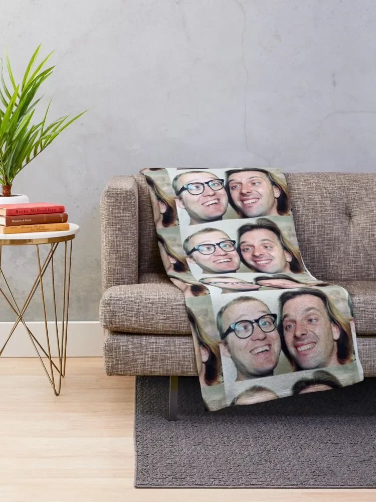 Ade Edmondson and Rik Mayall Throw Blanket Sofa Hairy bed plaid Warm Blankets