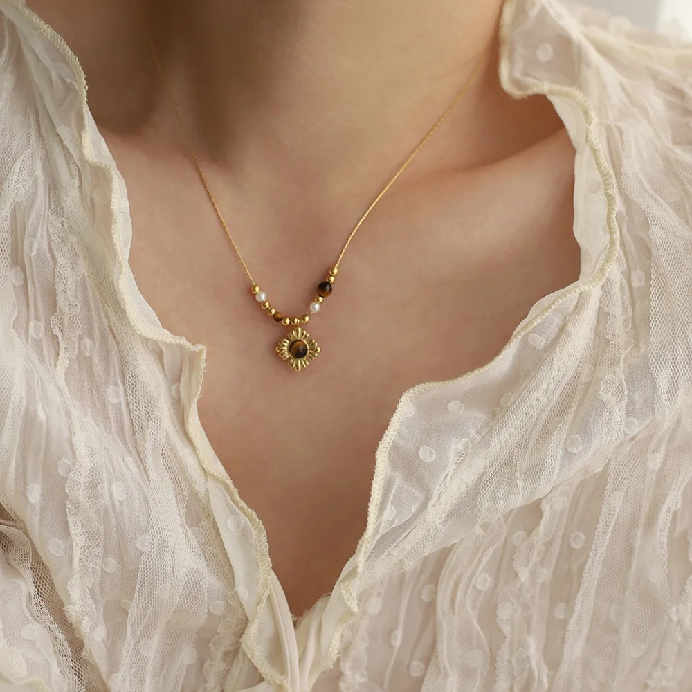 Stainless Steel Flower Pendant Tiger Eye Stone Bead Chain Necklace Free Fashion Charm Collar Chic Cast Jewelry