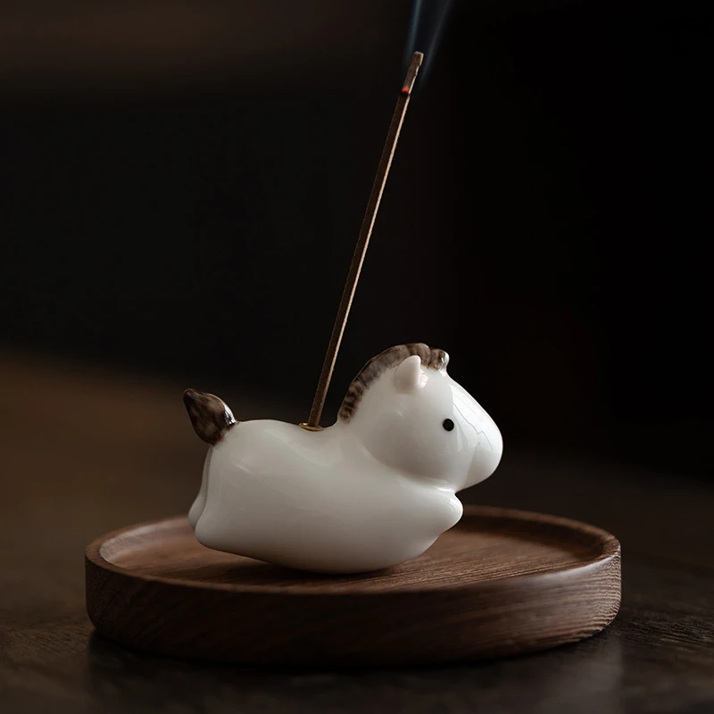 Rocking Little Flying Horse Incense Holder, Creative Small Incense Burner, Aromatherapy Burner, Cute Home Decoration