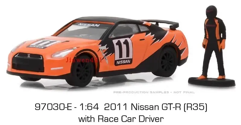 1:64 2011 Nissan GT-R (R35) With Race Car Driver Diecast Metal Alloy Model Car Toys For Gift Collection