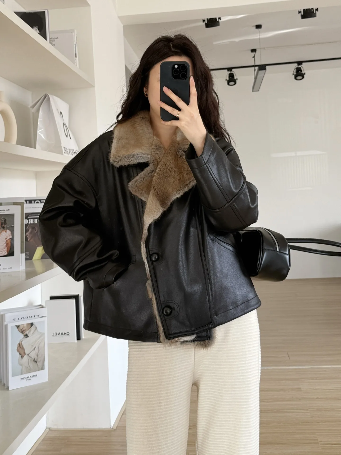 المسار المجاني 2025 شتاء جديد الجذر الأخضر طية صدر السترة المنك الجلد المدبوغ 90 الأبيض أوزة أسفل سترة الفراء سترة النساء