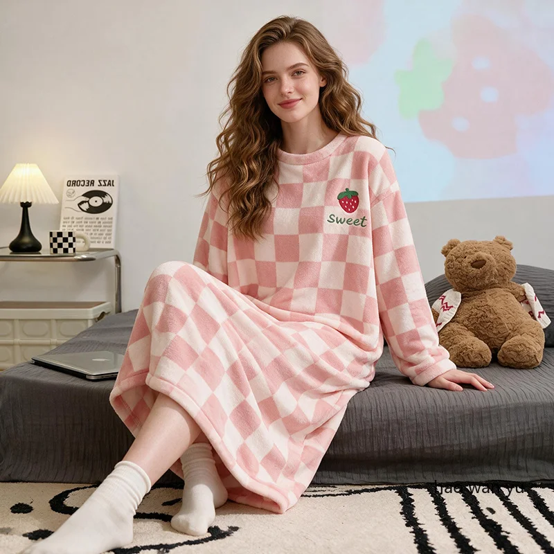 Large Size Women's Autumn and Winter Coral Fleece Sweet Princess Style Home Clothes Flannel Thick Medium Long Plaid Nightgown