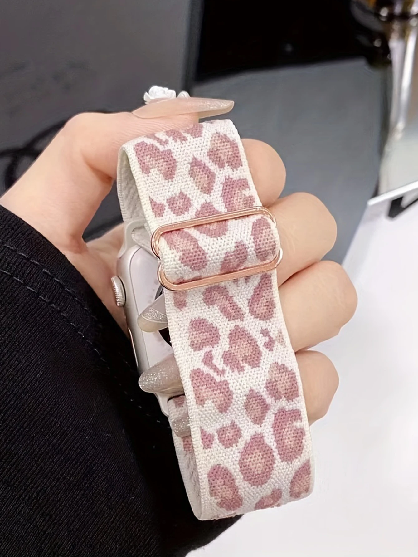 Chic Leopard Print Nylon Band for Apple Watch Series 9/8/7/6/5/4/3/2/SE, Compatible with 38/40/41mm & 42/44/45/49mm