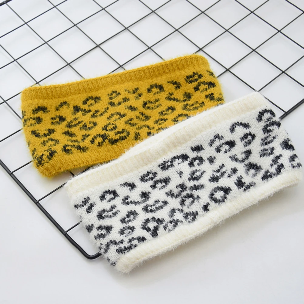 

Knitted Headband for Women Warm Winter Accessory Hair Band Headwrap Elegant Headdress Fashion Scarf Stylish Gift