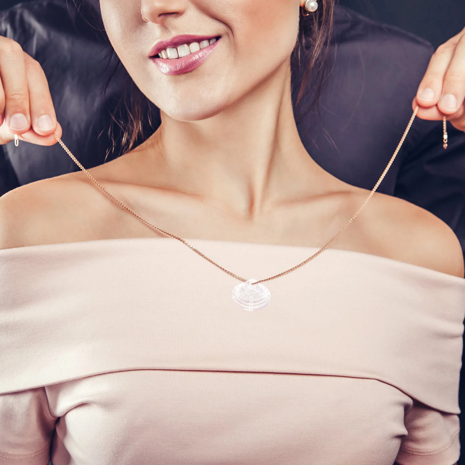 

30Pcs Clear Glass Shell Pendants Scallop Design Durable Faderesistant Jewelry Making Accessories