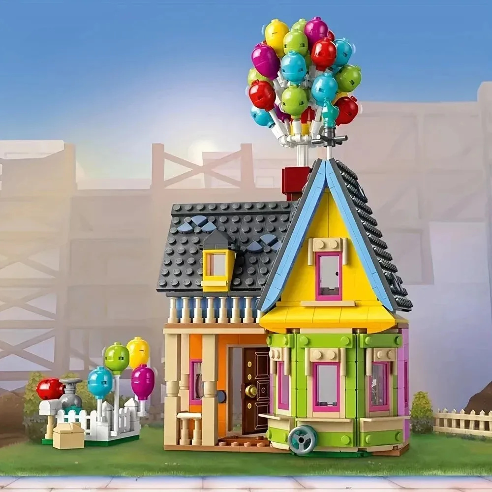 Creative balloon cabin ring travel notes building block MOC building block movie set children princess villa gift toys children