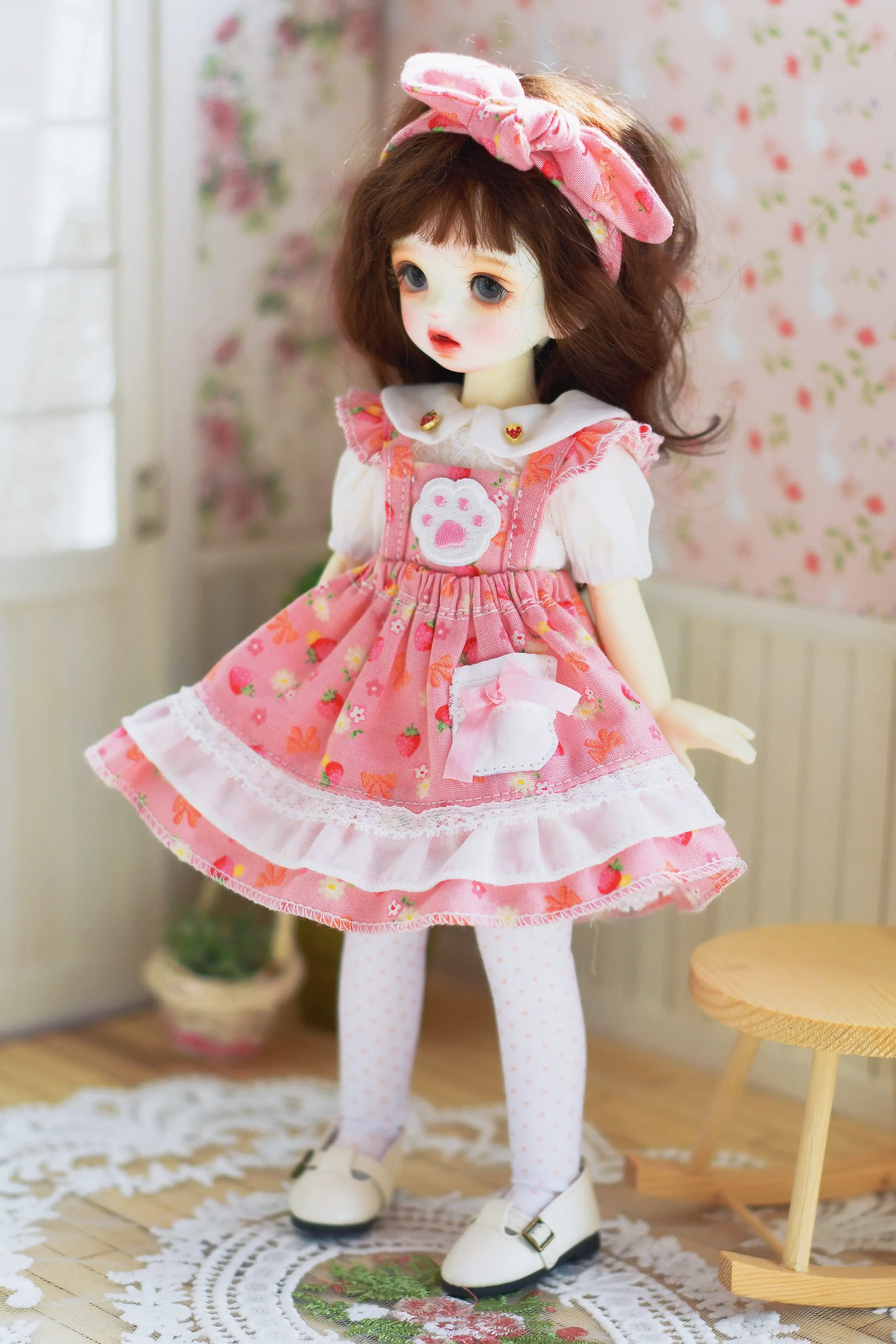 Bjd doll blythe dress Strawberry cat's claw strap skirt 30cm toy cloth (Fit for Pullip,Ob24,,Azone,Licca,ICY, JerryB, 1/6 Doll A