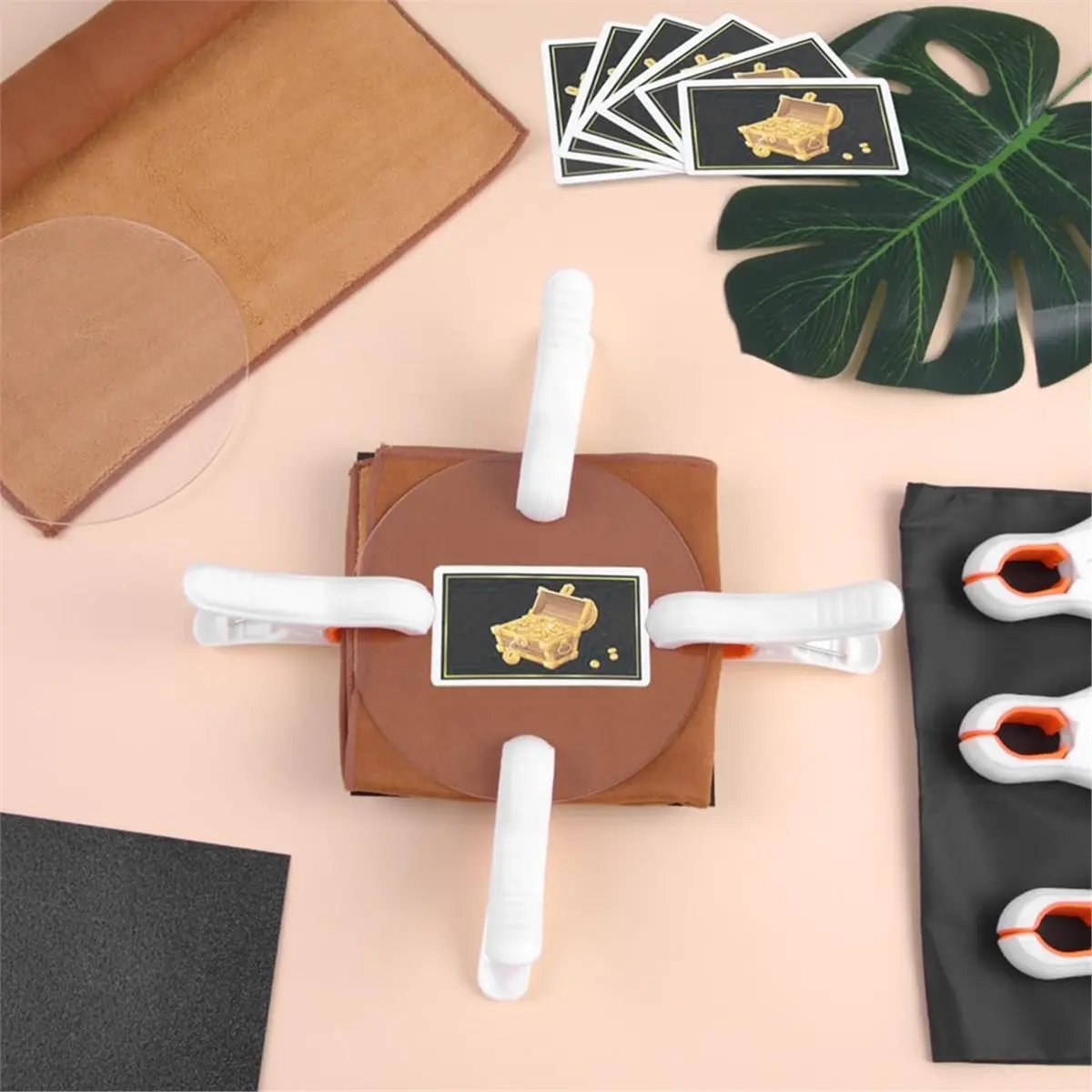 Multi-use Gear Card Cleaning Kit, Trading Card Flattening Kit, Sports Card Repair and Care Tool Kit for TCG Collectible