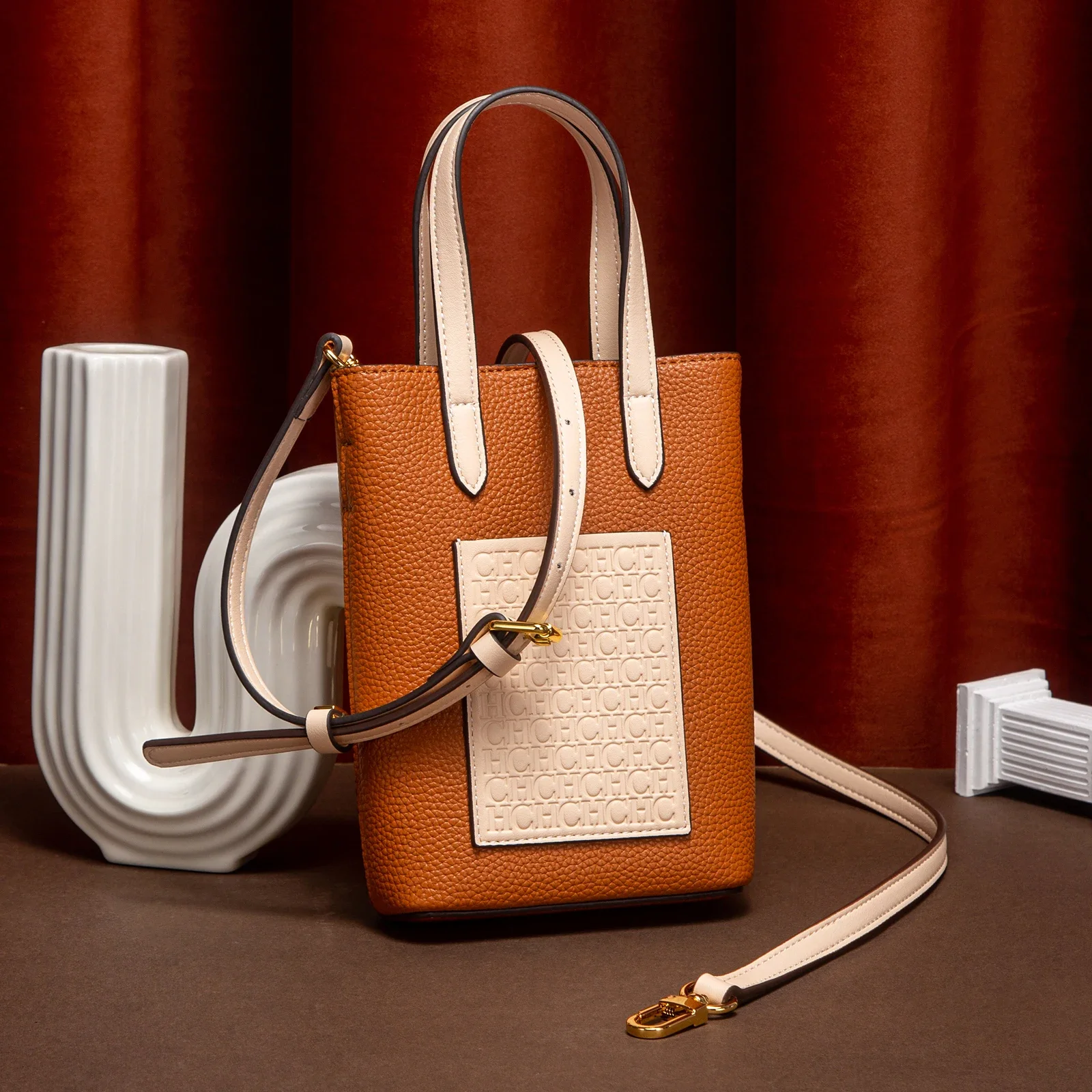 

C-H Woman Shoulder Bag New High Quality Texture Phone Bags Casual Wallet