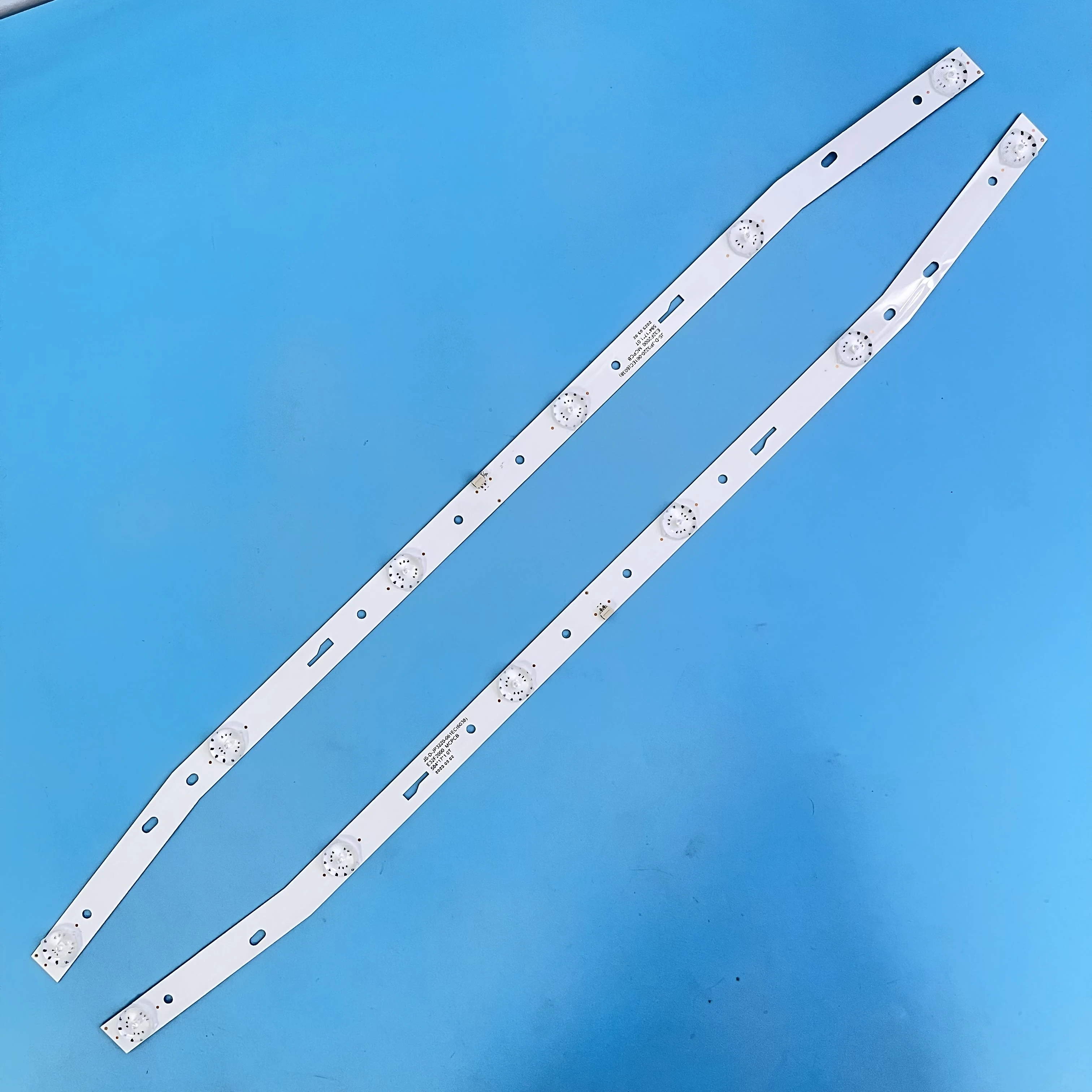 

TV Lamps Matrix LED Backlight Strips For NEVIR NVR-7408-32HD-N 32inch Bars Kit LED Bands JS-D-JP3220-061EC Rulers Article Line