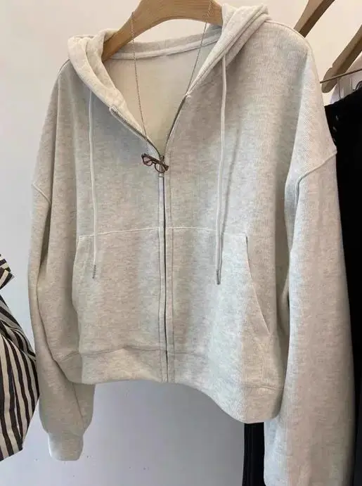 

Осенняя однотонная спортивная куртка-толстовка с капюшоном на молнии спереди, женская повседневная короткая куртка на шнуровке