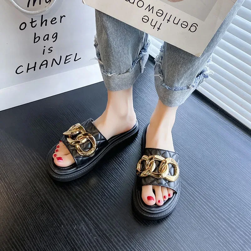 Net Red Fashion Thick Bottom Sandals And Slippers Women\'s All-match Summer Casual Metal Buckle One-word Slippers