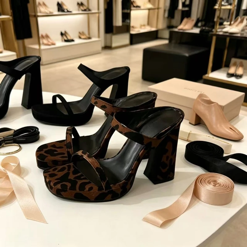 

Temperament Square Toe One Word with Platform Block Heel Beautiful Leopard Pattern Cool Drag High Heel Sandals