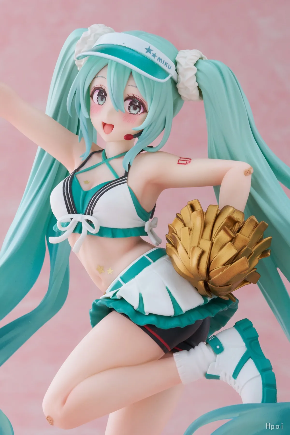 18CM Anime Hatsune Miku Fashion Figure Uniform Cheerleader Standing Model Toy Gift Collection Action Figure PVC