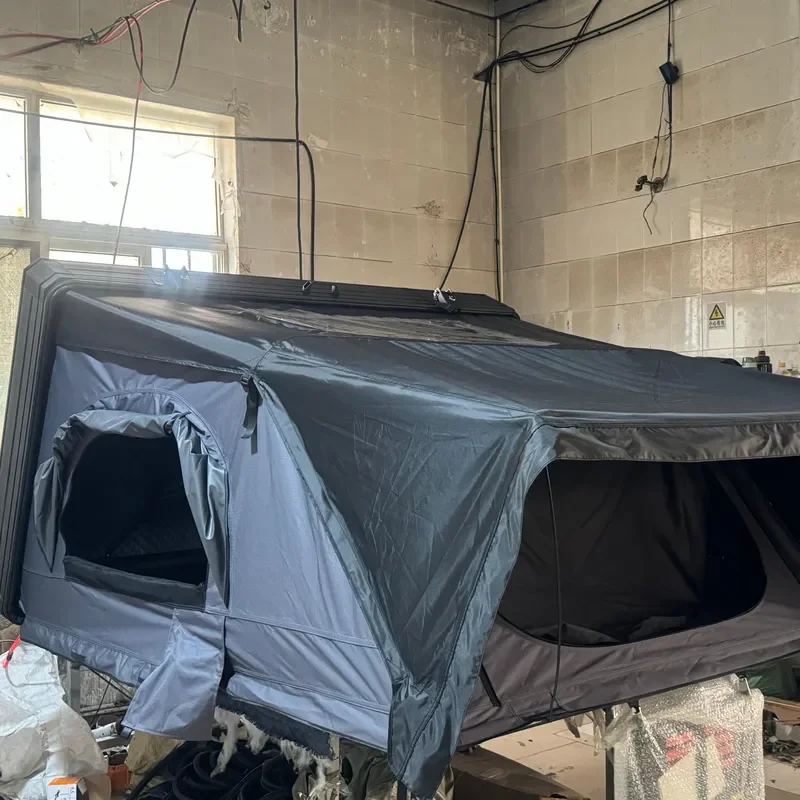 New Design Hard Shell Overland Offroad Camping Car Truck Roof Top Tent 4 Person Aluminium Rooftop Tent Side Open