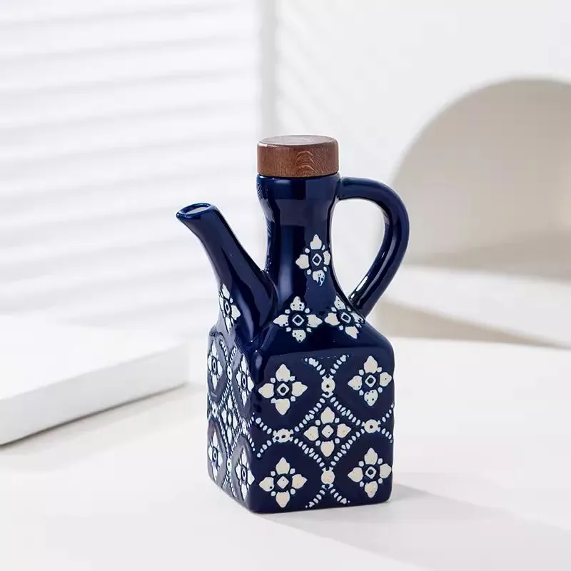 250ml Vintage Blue Ceramic Oil Dispenser Bottle Floral Porcelain Vinegar Cruet Soy Sauce Pot Kitchen Olive Oil Container
