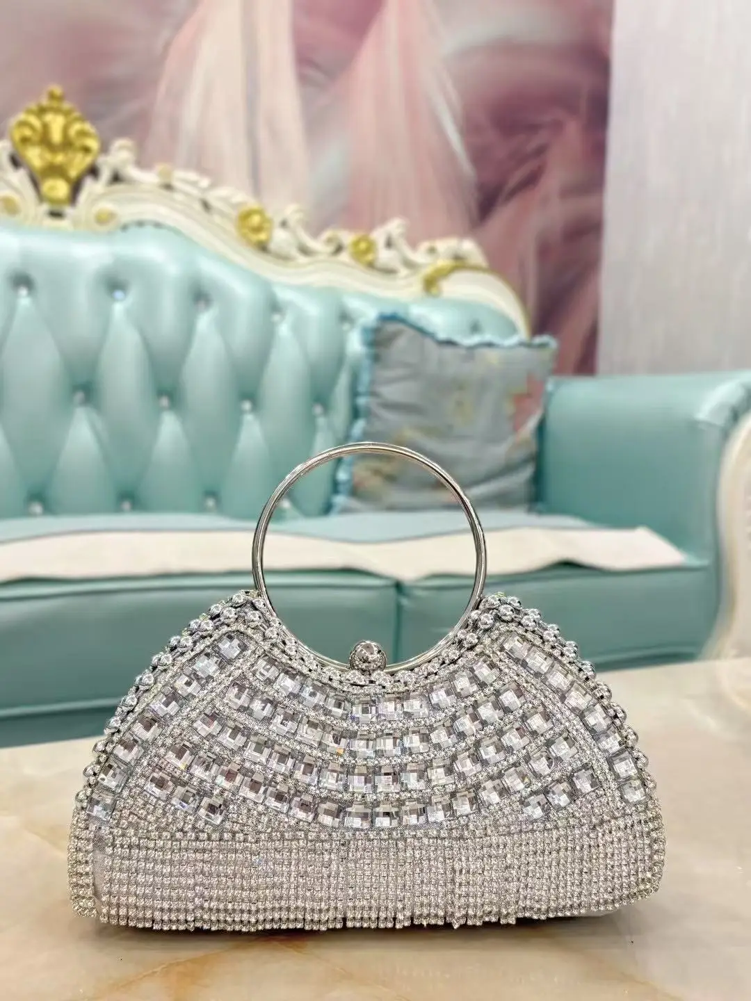 

Glitter Shiny Tassel Clutch Purse Metal Ring Handle Women Handbag Crystal Rhinestones Diamond Evening Bag Exquisite Banquet Bag