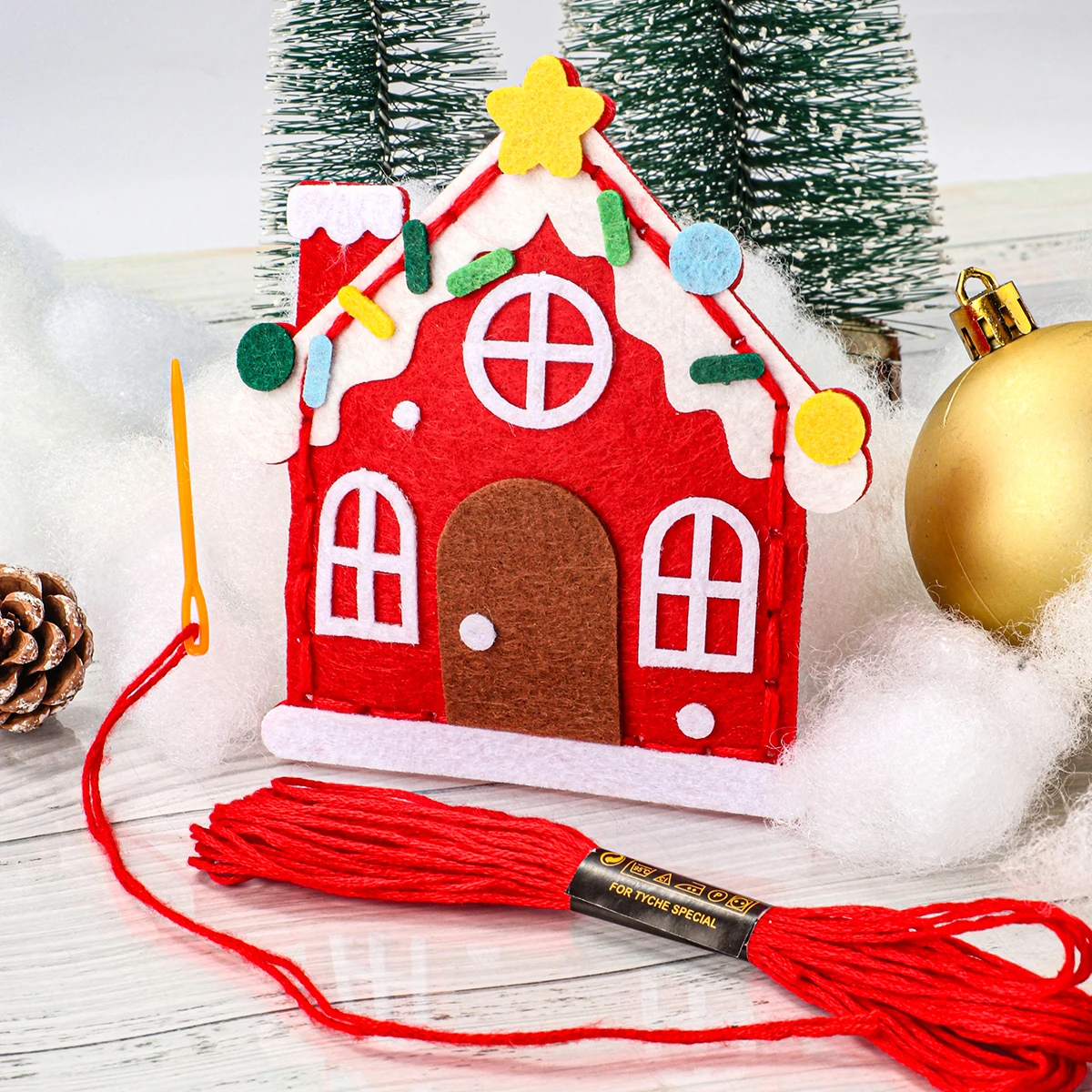 9-teiliges DIY-Weihnachtsnähset für Anfänger; Einfach zu bastelnde Weihnachtsbaumschmuckstücke, einschließlich Lebkuchenmann, Rentier – Detail 7