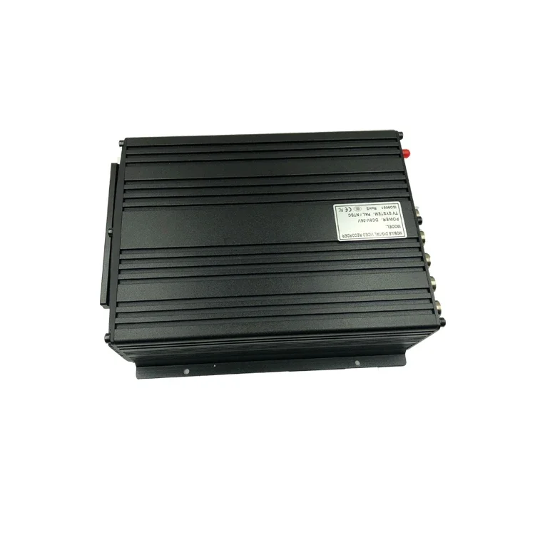 4CH AHD + 4CH IPC 1080P トラックスクールバスハイブリッドモバイルDVR（3G 4G GPS監視システム用）