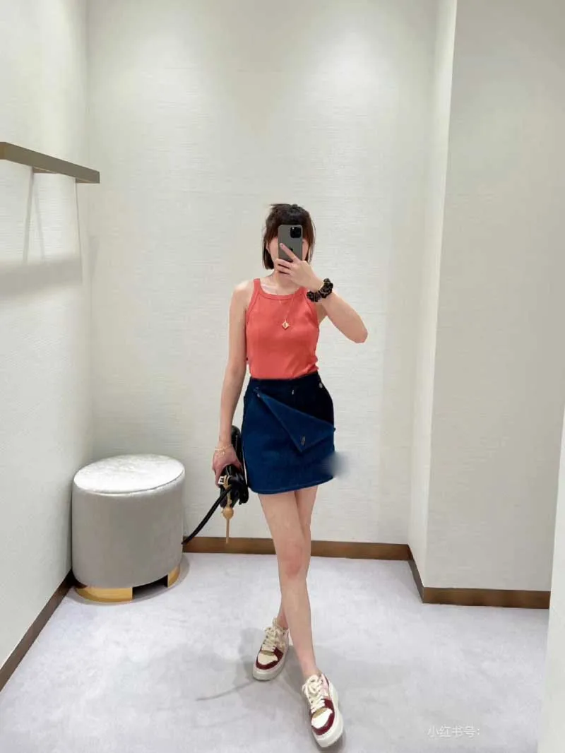 

2024 New Fashion Autumn All-matched Blue Denim Patchwork Shorts Women High Waist Buttons Zipper Hot Skirt Style Shorts