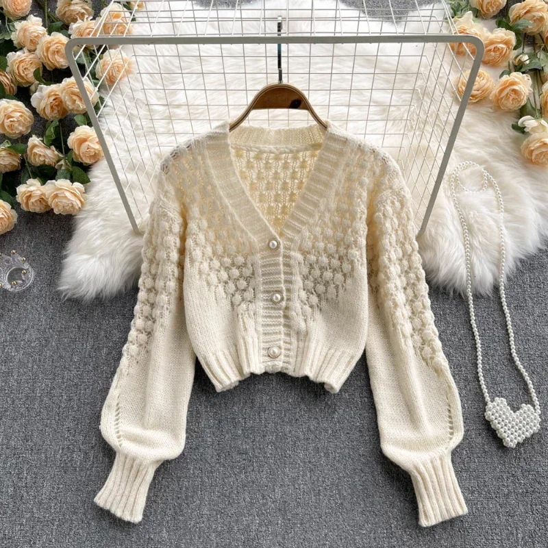 Cropped Cardigan Solid Color V Neck Short Sweater Lazy Wild Hollow Out Sweaters for Women Chic Pearl Button Knitted Coat Shirts