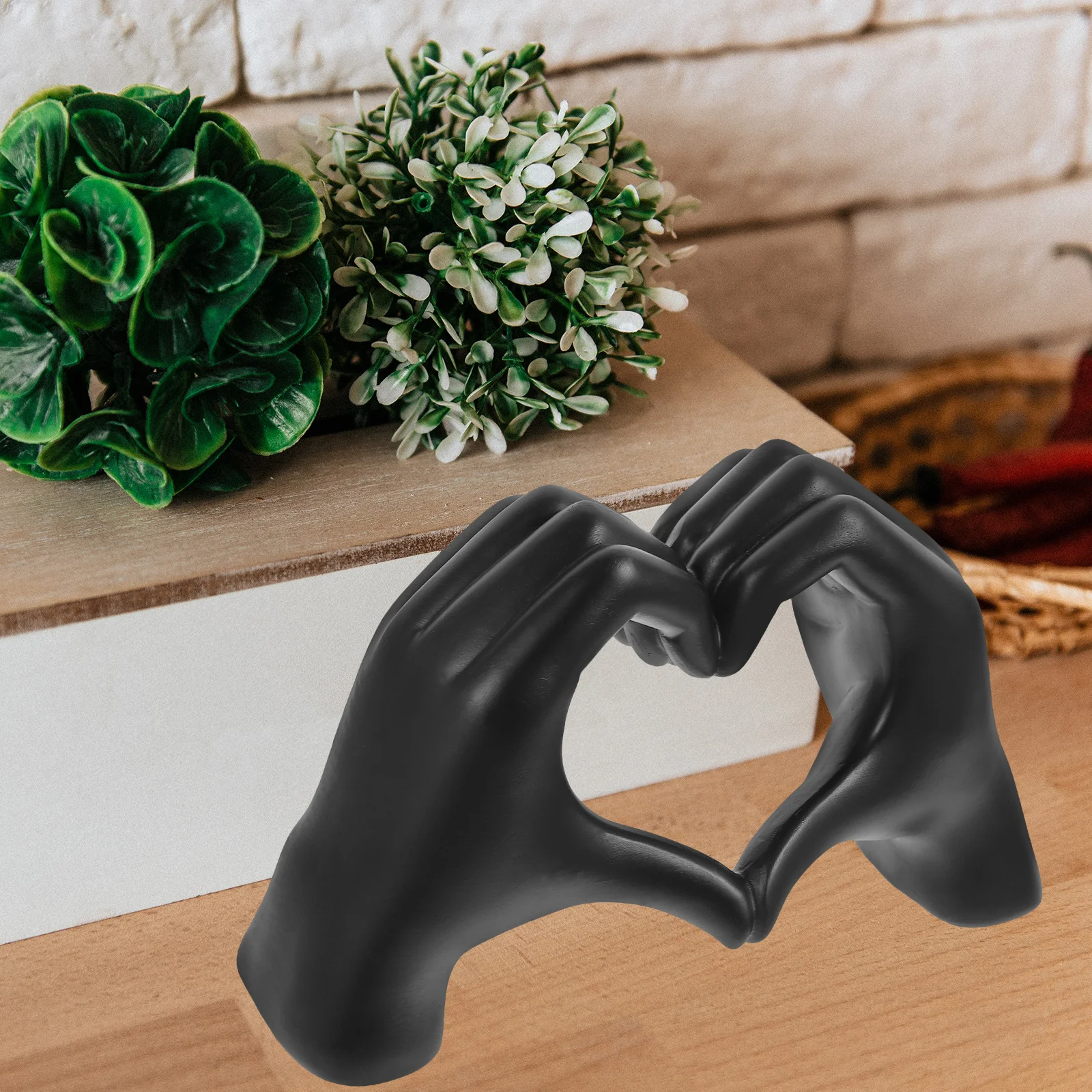 

Love Finger Gesture Resin Heart Hand Decor Black Resin Sculpture Desktop Ornament Home Crafts Heart Style Decoration