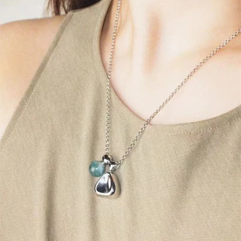 

Jenny&dave Triangle Agate Necklace, Water Grass Collarbone Chain, New Chinese Style Temperament Jewelry Necklace Necklaces