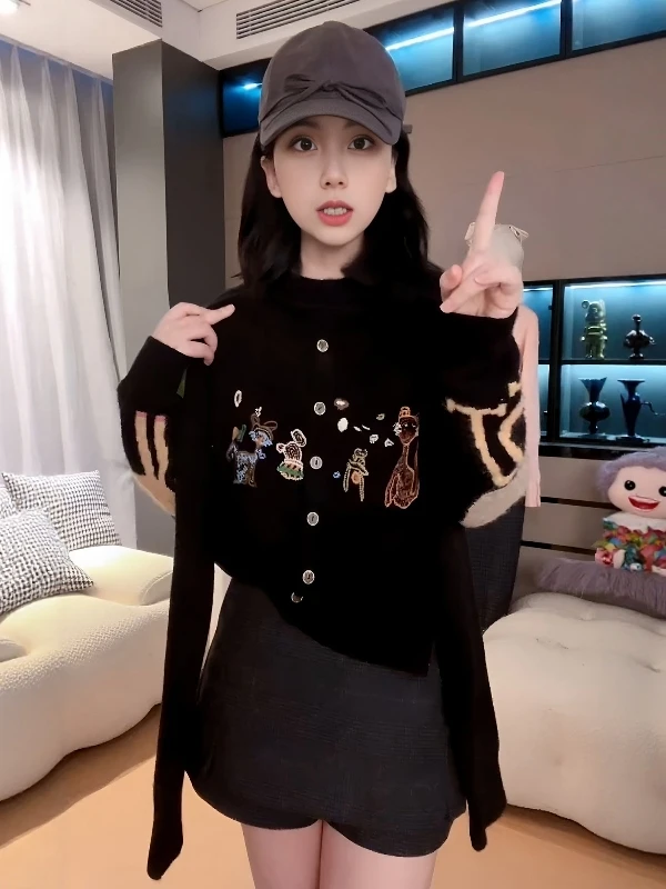 plus Size Women's Black Knitted Cardigan Sweater  Embroidery Inner Wear Slimming Short Style Korean Version Autumn New Arr...