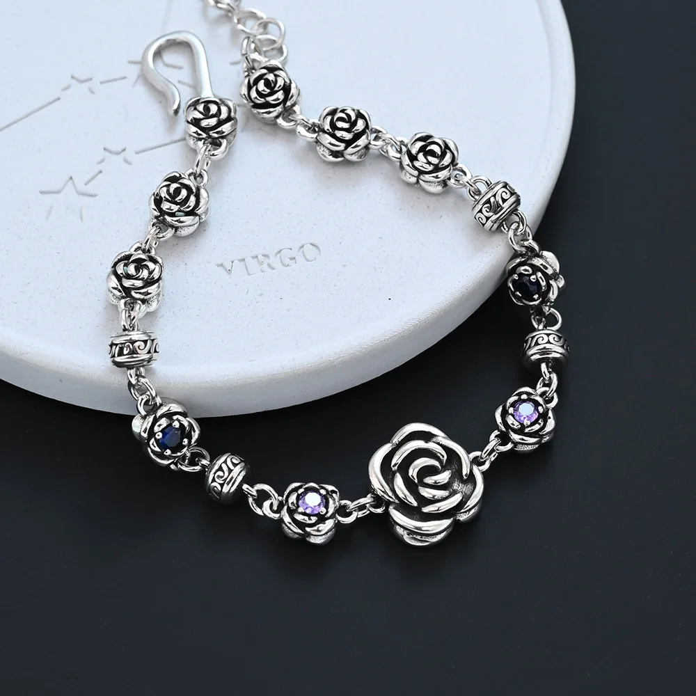 Neu eingetroffen: Elegantes Damenarmband aus 100 % 925er Sterlingsilber mit glänzenden Kristallen und Rosenblüten – Schmuck für Frauen, Geburtstagsgeschenke 2026 – Detail 3