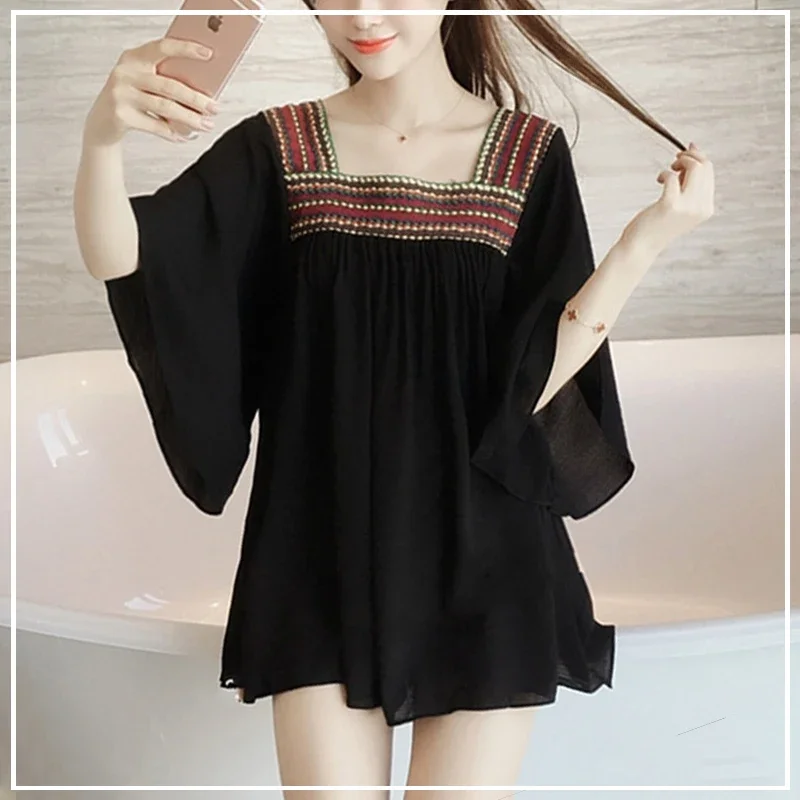 

2024 Summer Short Sleeved Chiffon Large Size Loose Fitting Embroidery Batshirt Elegant One Line Collar Women's Clothing B160