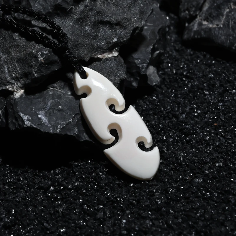 GX088  Hot Sale New Zealand Maori handmade jewelry men sea waves necklace women yak bone pendant necklaces of surfing