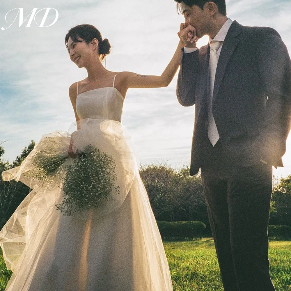 

MD Simple White A-line Wedding Dresses Spaghetti Strap Korea Photoshoot Floor-Length Bridal Gown Corset Back Customized 웨딩드레스