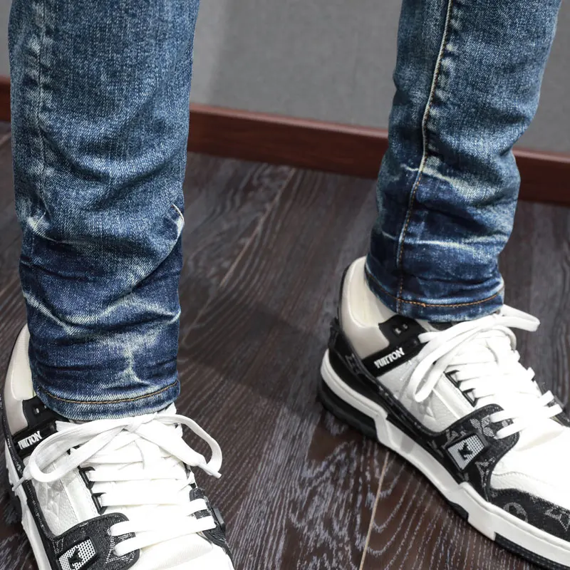 Street Fashion Men Jeans Retro Washed Blue Stretch Skinny Fit Ripped Jeans Men Leather Patched Designer Hip Hop Brand Pants