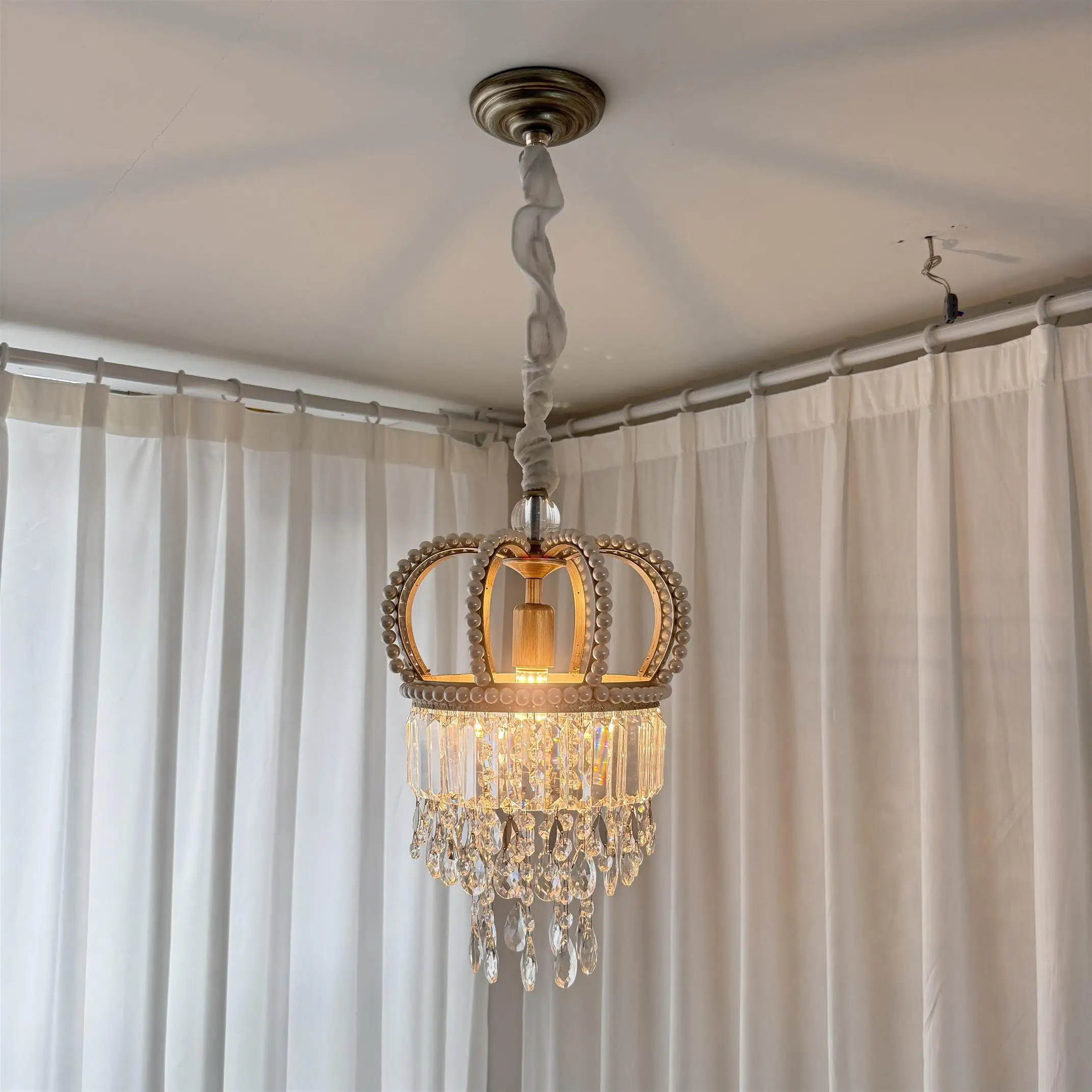 French Vintage Crown K9 Crystal Pendant Light Retro Chandelier For Entryway Hallway Corridor Bedroom Warm Ambient Home Decor