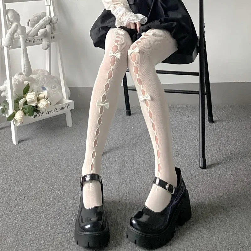 Lolita Cosplay niñas Bowknot ahueca hacia fuera pantimedias Sexy delgada Ins Tide medias de encaje calcetines de Anime negro blanco medias de seda de rejilla