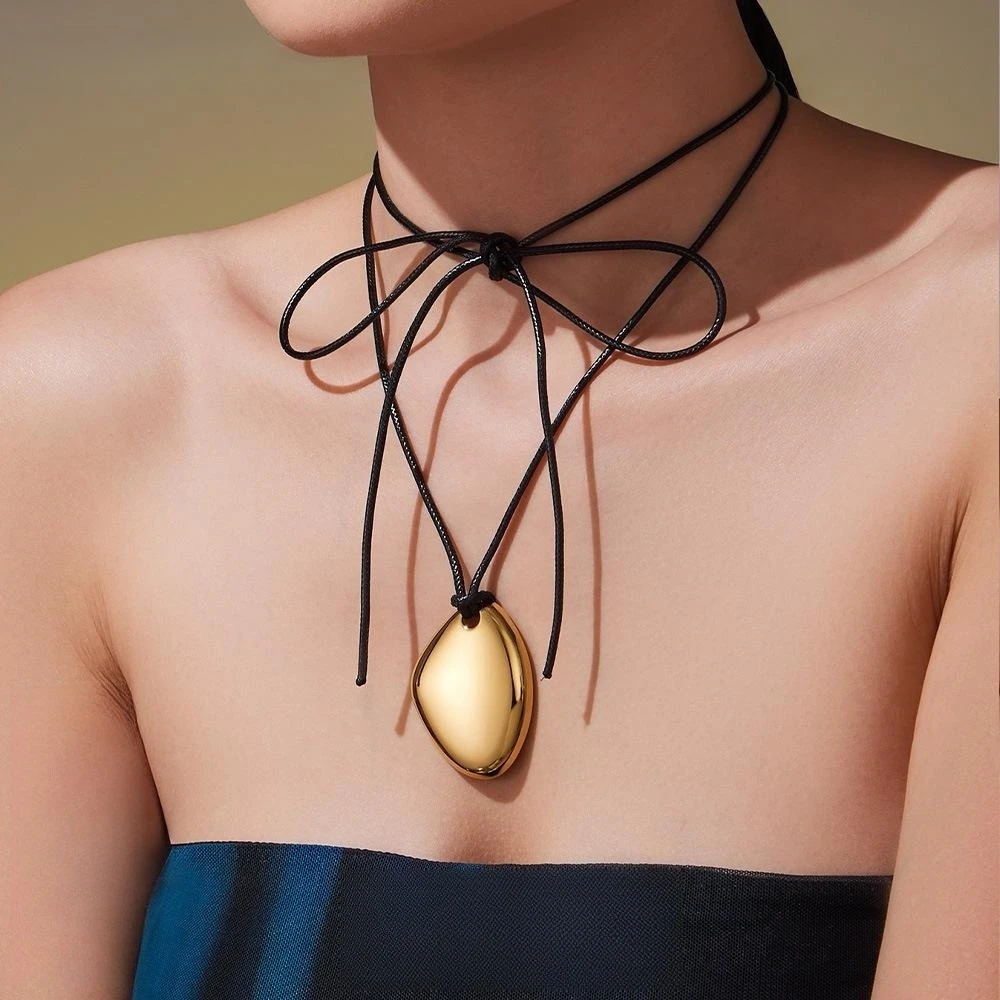 

Titanium Steel Gold Irregular Pendant Choker, Women’s Black Cord Tie Adjustable Necklace Fashion Statement Jewelry