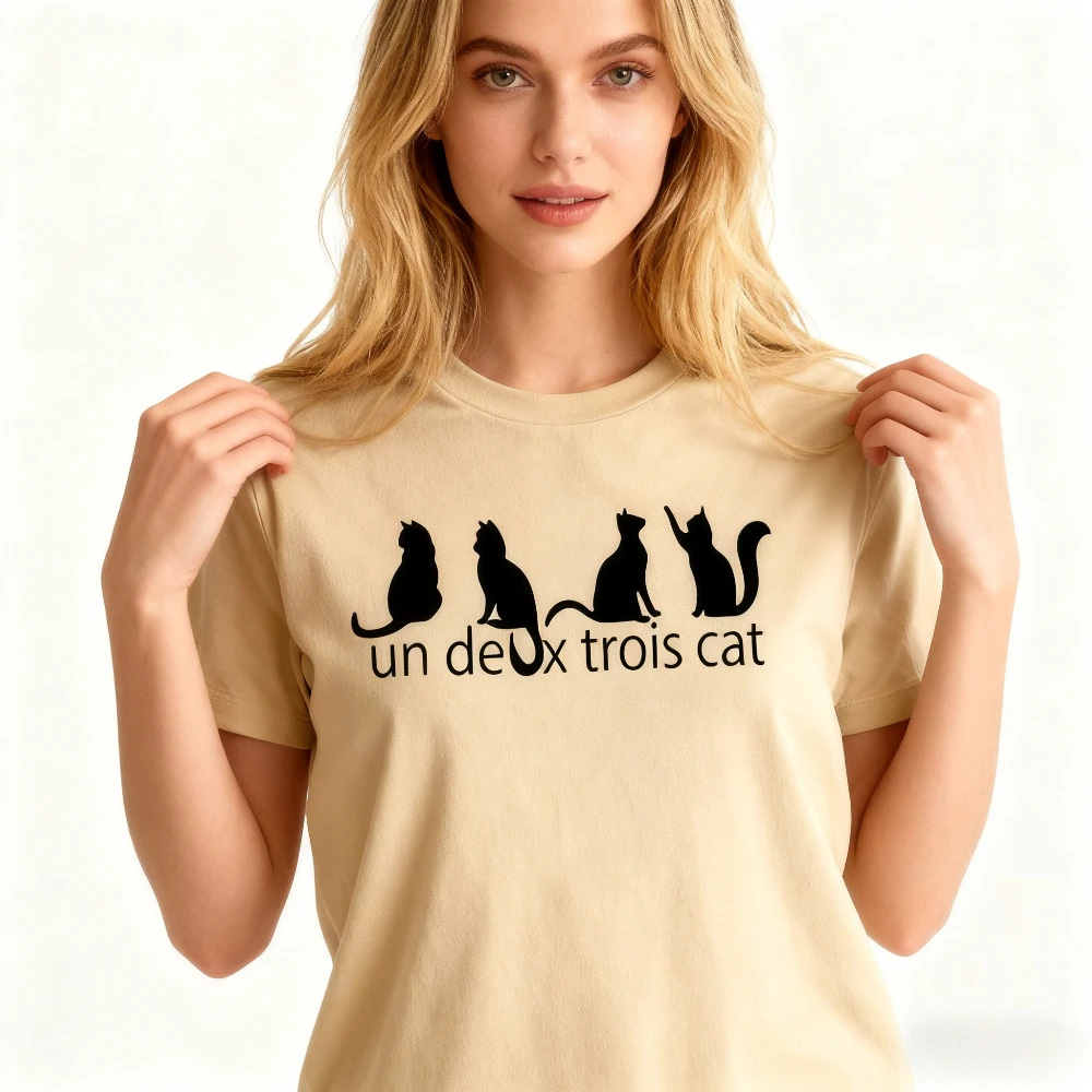 Un Deux Trois القط تي شيرت القط أمي أبي هدية قميص التعاقد تصميم الجرافيك المطبوعة التي شيرت النساء الرجال للجنسين عادية القطن المحملة #1