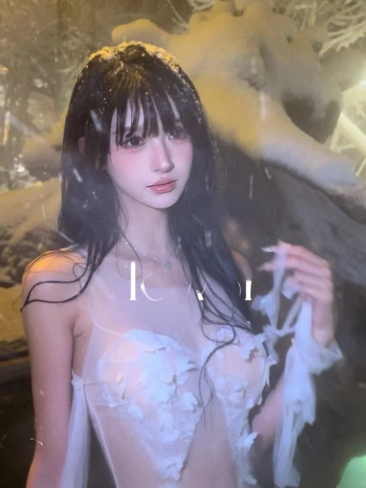 

HighEnd Sexy Pure Desire Lace Heavyweight One-Piece Beach Vaion Swimming Suit Women's Casual Swimwear Pure Electrolyte