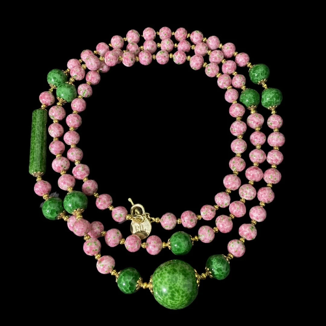 

Vintage Beaded Necklace with Pink and Green Gemstones Elegant Handmade Jewelry Retro Boho Style Statement Accessories for Women