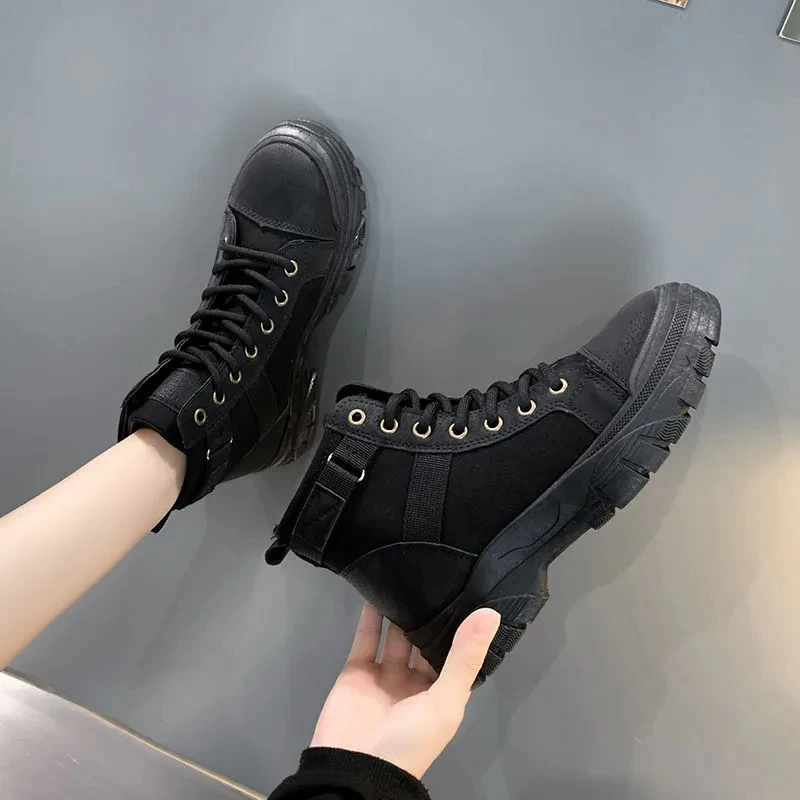 Women Boots Spring Casual Lace Up Platform Boots Flat Ladies Chelsea Boots Fashion Designer Ankle Boot Non Slip Booties Female