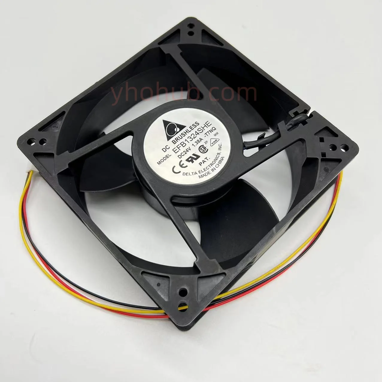 

Delta Electronics EFB1324SHE T7NQ DC 24V 1.38A 120x120x38mm 3-Wire Server Cooling Fan