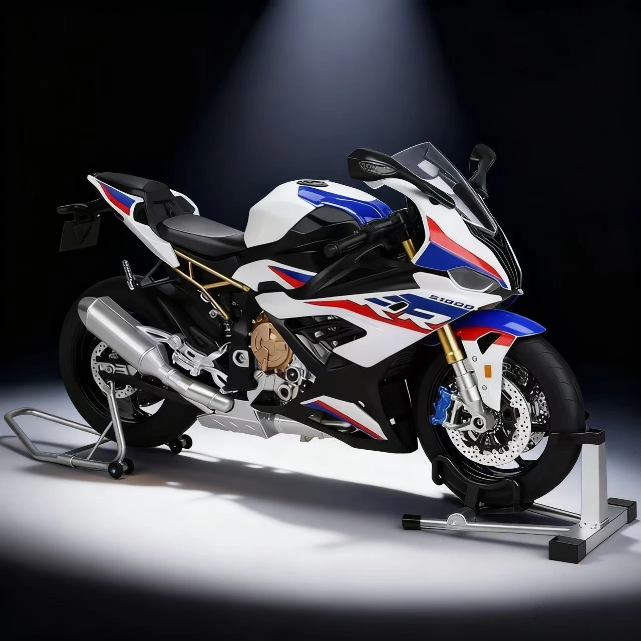 

Имитация спрея, масштаб 1:6, супермодель мотоцикла из сплава R1000, литая под давлением игрушечная машина-подарок бойфренду и коллекция миниатюрный автомобиль