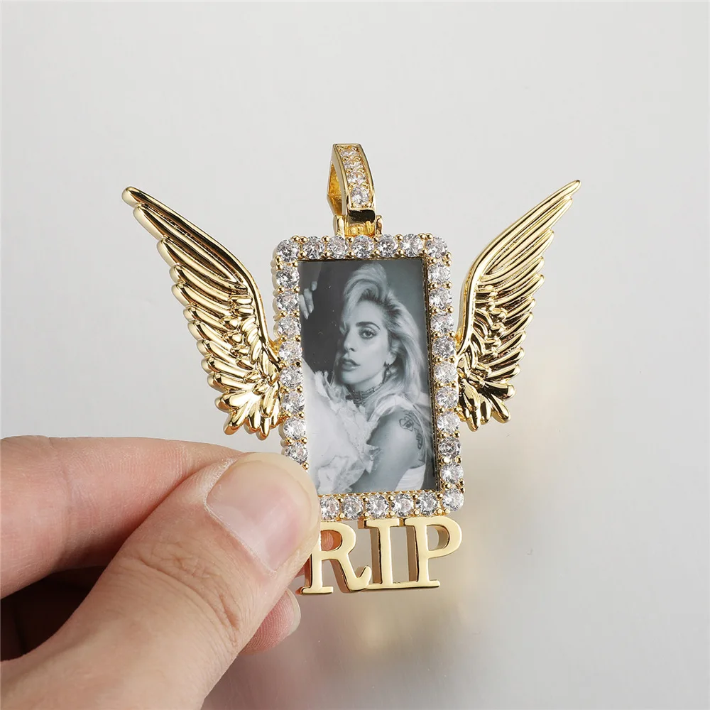 

2pcs Custom Hip-hop Jewelry Ice Out Cubic Zircon Picture Necklace Angle Wings Photo Pendant Memory Medallions Necklaces