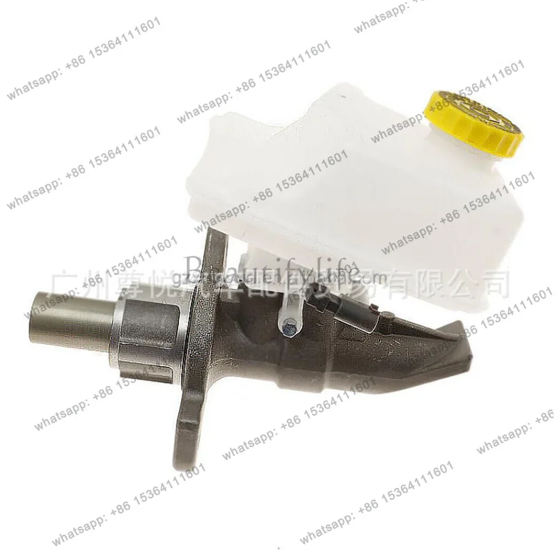 Applicable to auto parts 11-15 car brake master pump 4560183AA