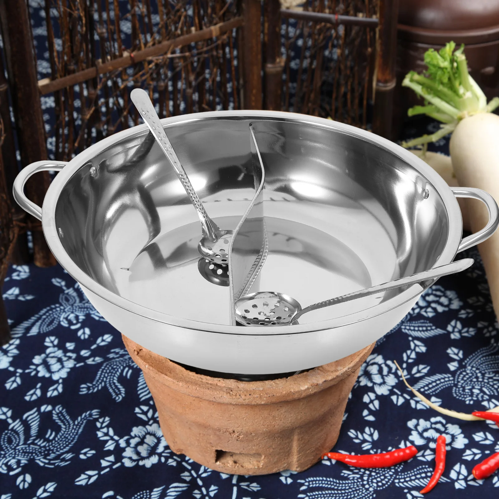 

Stainless Steel Two-Flavor Hot Pot 2-In-1 Divided Soup Pot For Family Gathering Restaurant Kitchen Cookware Stockpot