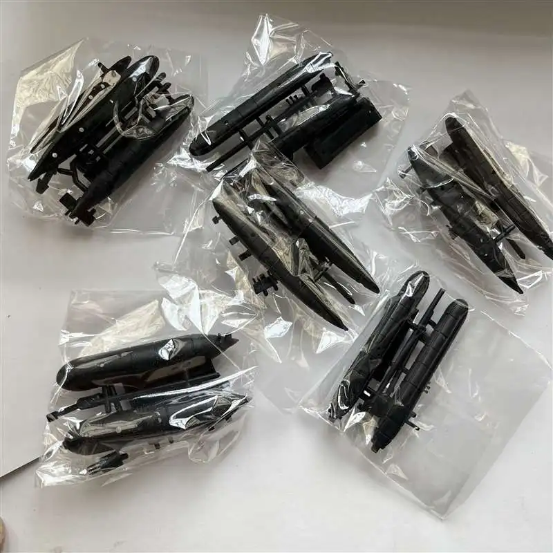 

6pcs/set 1/6 Russian Mini Submarine Assembly Military Model Desktop Sand Table Prop Children Bathtub Toy